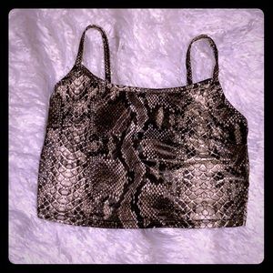 Fashion move snake skin crop too